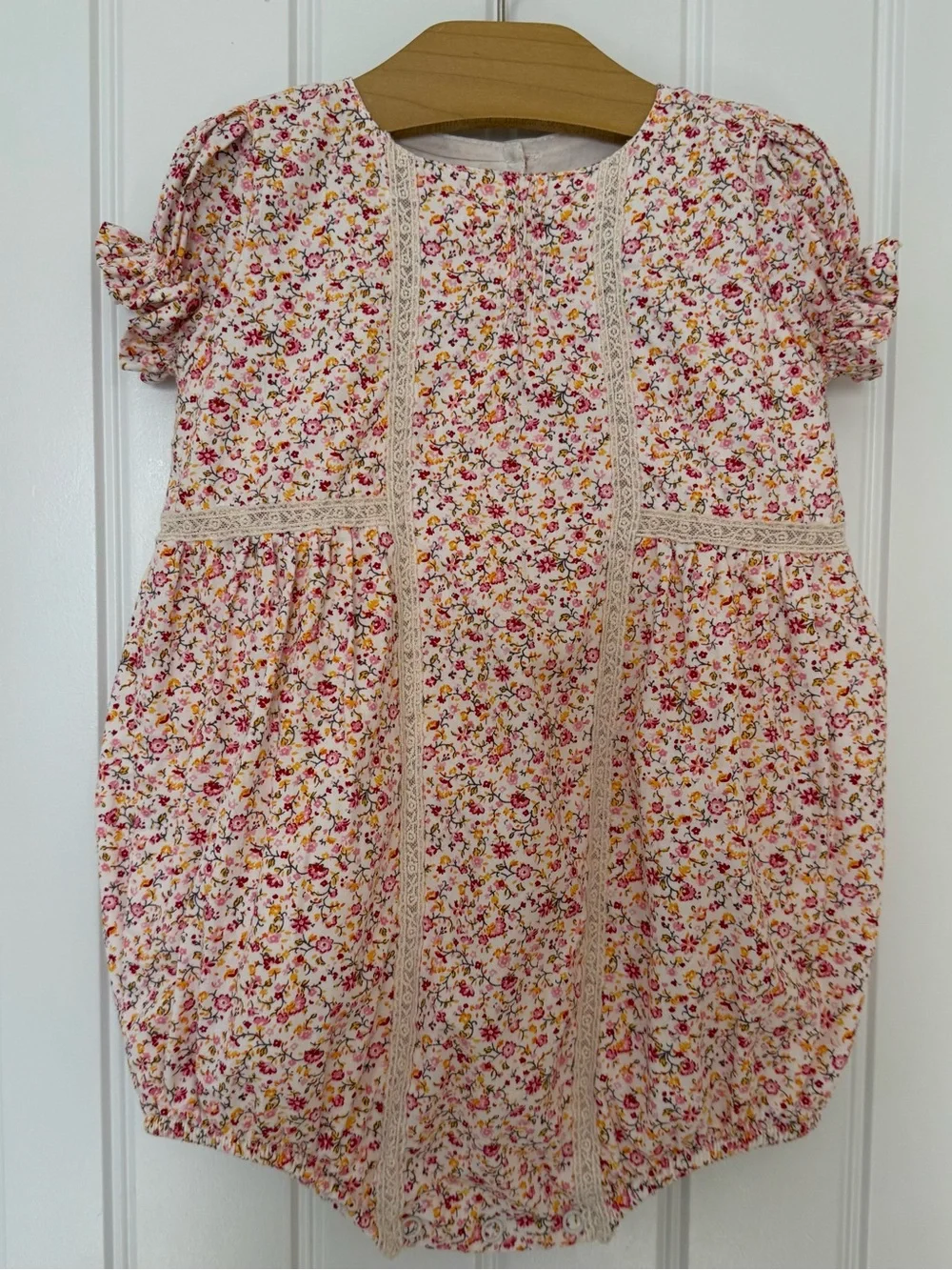 Cuclie Pink Floral Bubble Romper Size 24M Cottagecore Baby Girl Outfit